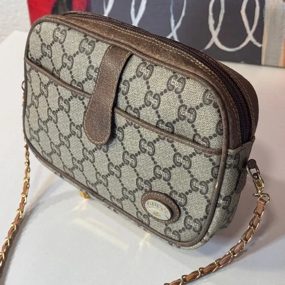 Gucci Plus Monogram Crossbody Bag - Picture 4 of 15